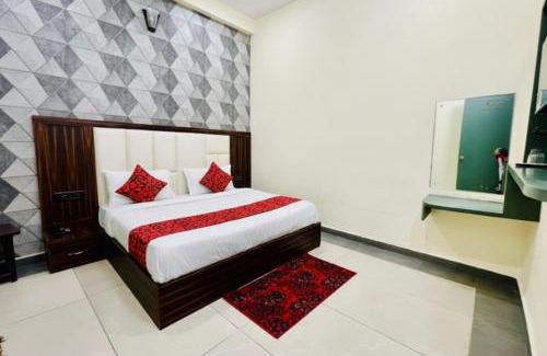 Mathura Hotel | Hotel Clear View
