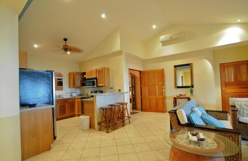 Parrita Hotel | Hotel Cocomar Beachfront Hotel