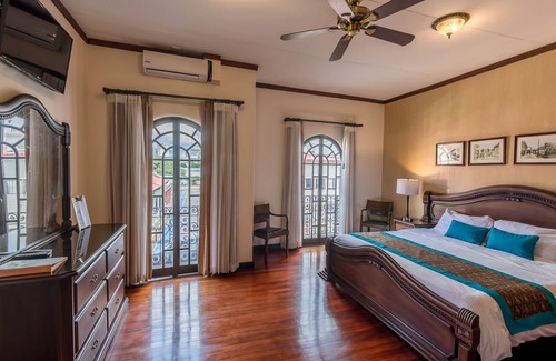 Chinatown Hotel | Hotel Colonial