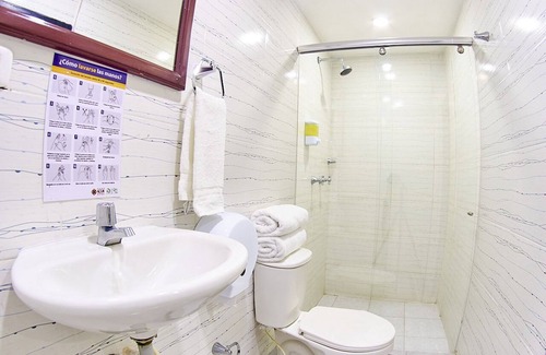 Calle 26 Hotel | Hotel Colonial Internacional