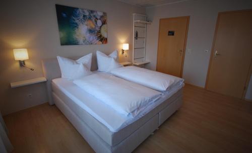Rheinboellen Hotel | Hotel Colosseum