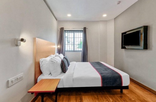 Kolkata Hotel | Hotel Consulate By BookMeriHotel