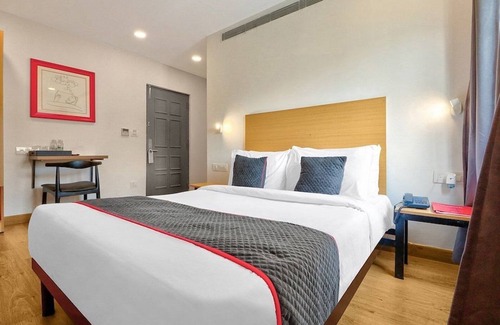 Kolkata Hotel | Hotel Consulate By BookMeriHotel