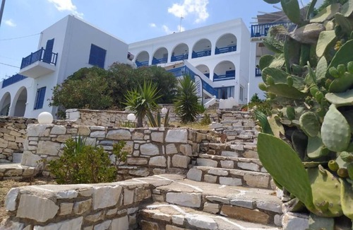 Piso Livadi Hotel | Hotel Corali
