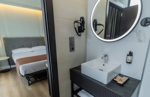 Padron Hotel | Hotel Corona de Padrón