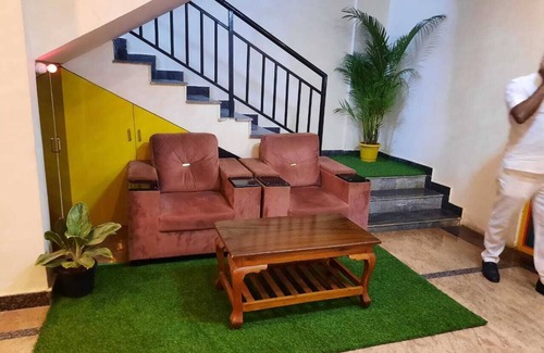 Begur Bed & Breakfast | Hotel Crescent Shine