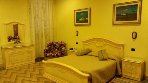 Rione IV Campo Marzio Hotel | Hotel Croce Di Malta