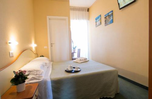 San Giuliano a Mare Hotel | Hotel Crosal