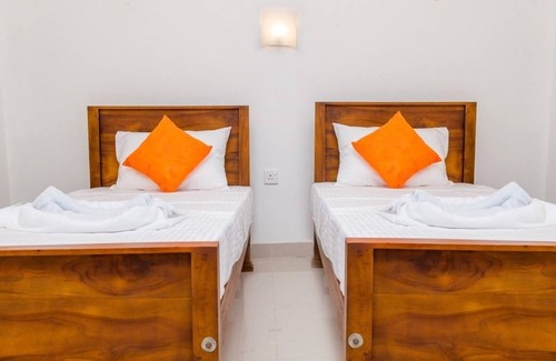 Seeduwa - Katunayake Hotel | Hotel Crown Plaza Katunayake