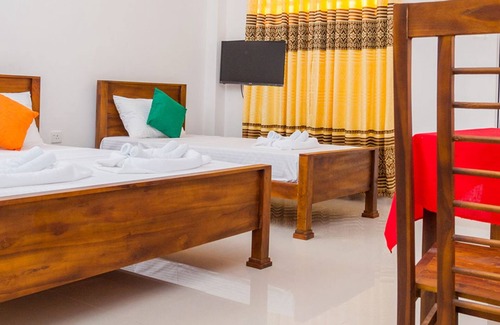 Seeduwa - Katunayake Hotel | Hotel Crown Plaza Katunayake