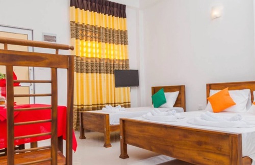 Seeduwa - Katunayake Hotel | Hotel Crown Plaza Katunayake