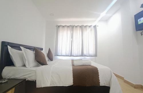 New Delhi Hotel | Hotel Crystel Residency By Premium Villa