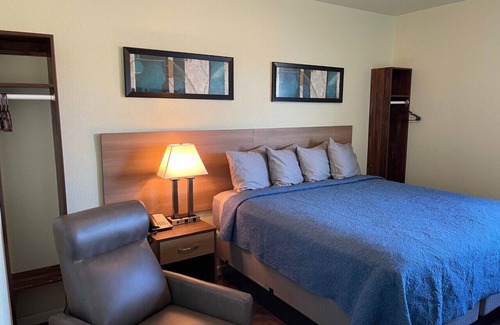 Manning Hotel | Hotel Dakota