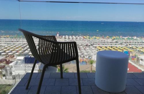 Alba Hotel | Hotel Daniel's FRONTE MARE