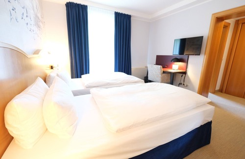 Ruettenscheid Hotel | Hotel Das Lola