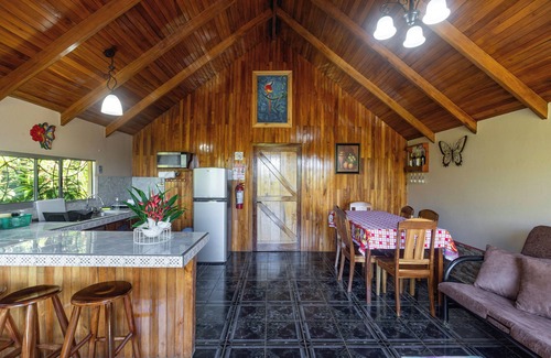 Monteverde Hotel | Hotel de Cabañas Valle Campanas