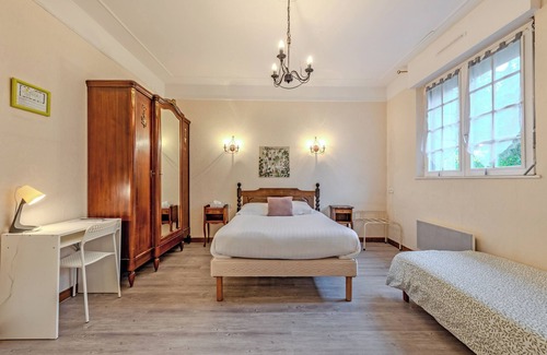 Rive Droite Hotel | Hotel De la Corniche