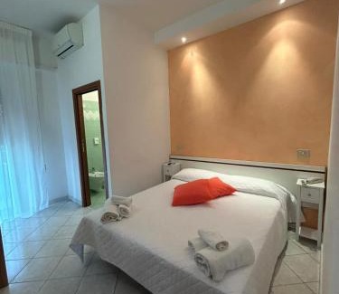 Marebello Hotel | Hotel De La Ville