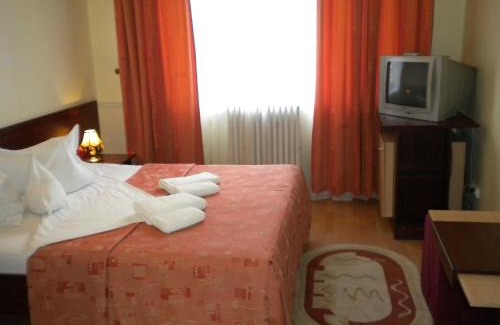 Brasov Hotel | Hotel Decebal