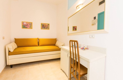 Senigallia Hotel | Hotel Delfino