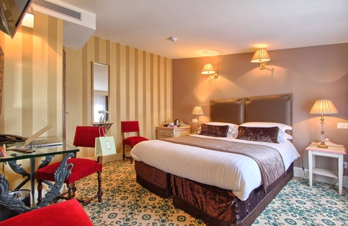 Saint-Germain-des-Pres Hotel | Hotel des Deux Continents