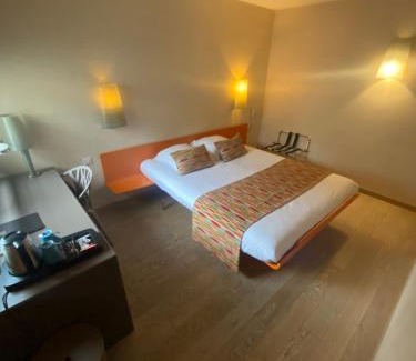 Centre Hotel | Hotel Des Lices