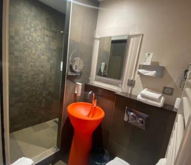 Centre Hotel | Hotel Des Lices