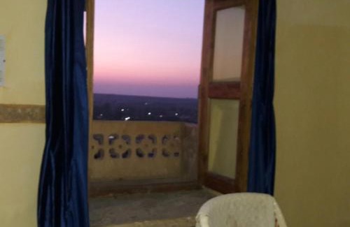 Amar Sagar Pol Hotel | Hotel Desert