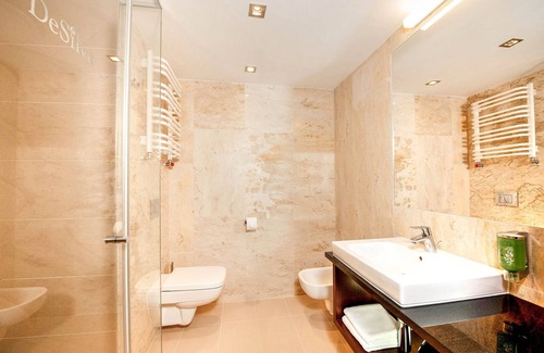 Poznan City Center Hotel | Hotel DeSilva Premium Poznań