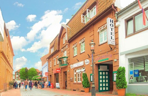 Heiligenhafen Hotel | Hotel Deutsches Haus