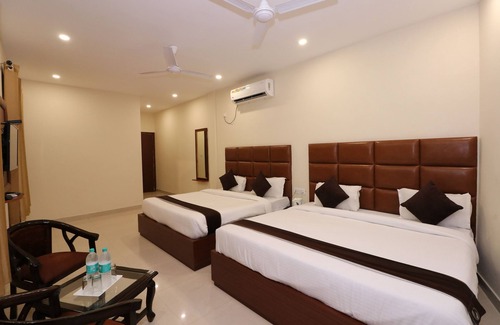 Haridwar Hotel | Hotel Dev Ganga