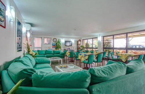Torre Pedrera Hotel | Hotel Diamante 5 minuti dalla fiera di rimini CON PARCHEGGIO INCLUSO