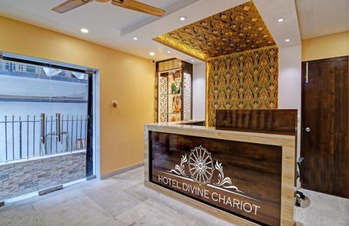 Chinar Park Hotel | Hotel Divine Chariot