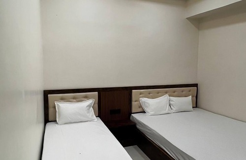 Varanasi Hotel | Hotel Divyakashi homestay