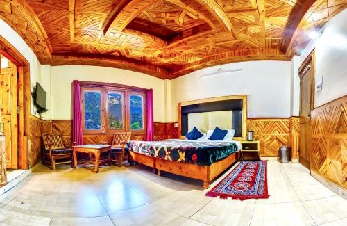 Kasol Hotel | Hotel Diya Palace- With parking Main market, Kasol