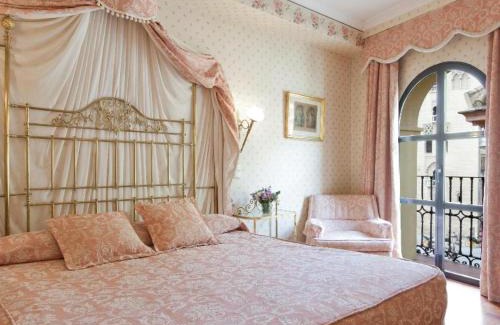 Santa Cruz Hotel | Hotel Doña María
