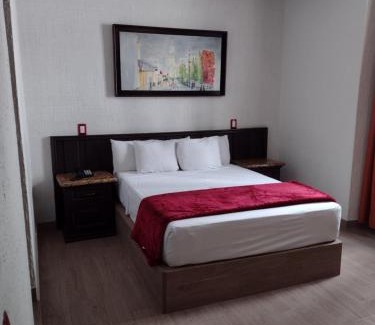 Downtown Guadalajara Hotel | Hotel Don Quijote Plaza - Guadalajara Centro Historico
