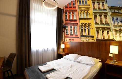 Wesoła Zachod Hotel | Hotel Downtown Kraków