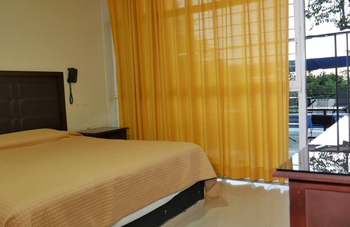 Santa Cruz Hotel | Hotel Dubái de Miramar