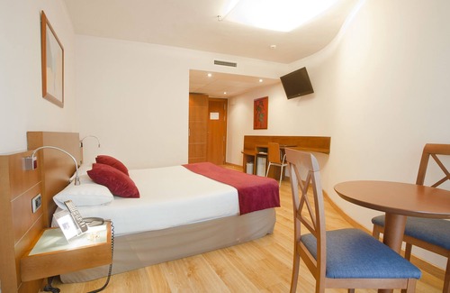 Oviedo City Centre Hotel | Hotel Duerming Longoria Plaza