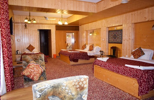 Dal Lake Hotel | Hotel Duke