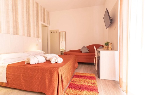 Rivazzurra Hotel | Hotel Dusseldorf