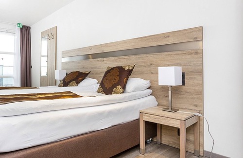 Innri-Njarthvik Hotel | Hotel Duus
