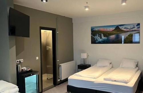 Innri-Njarthvik Hotel | Hotel Duus