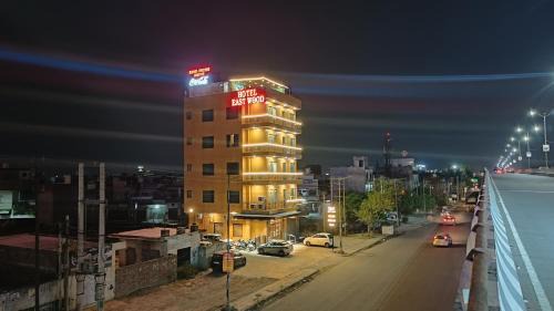 Amritsar Hotel | Hotel East Wood Amritsar