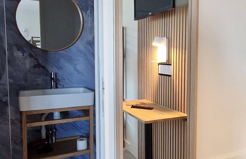Port-en-Bessin-Huppain Hotel | Hotel Eisenhower