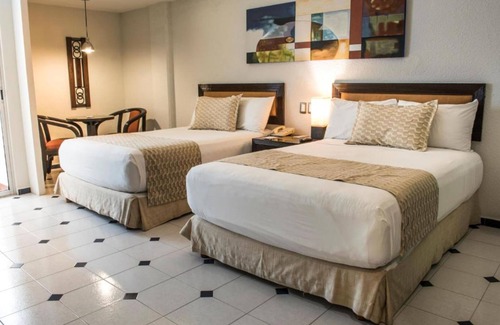Zona Paseo Montejo Hotel | Hotel El Conquistador