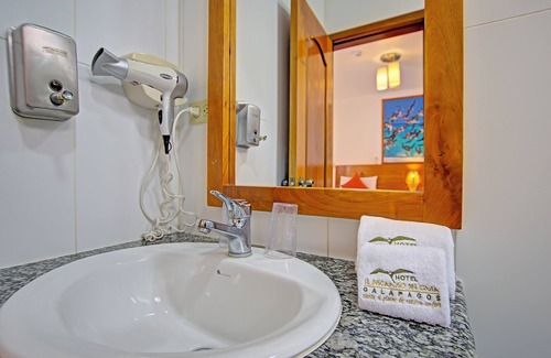 Puerto Ayora Hotel | Hotel el descanso del Guia