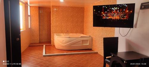 Barrios Unidos House | HOTEL EL PARAISO
