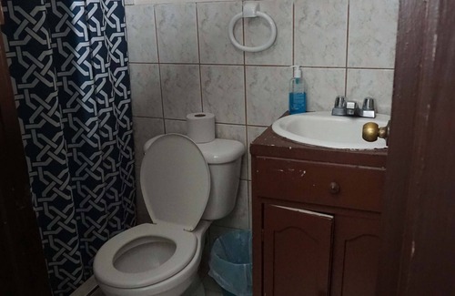 Agonia Bed & Breakfast | Hotel el Tucan Alajuela